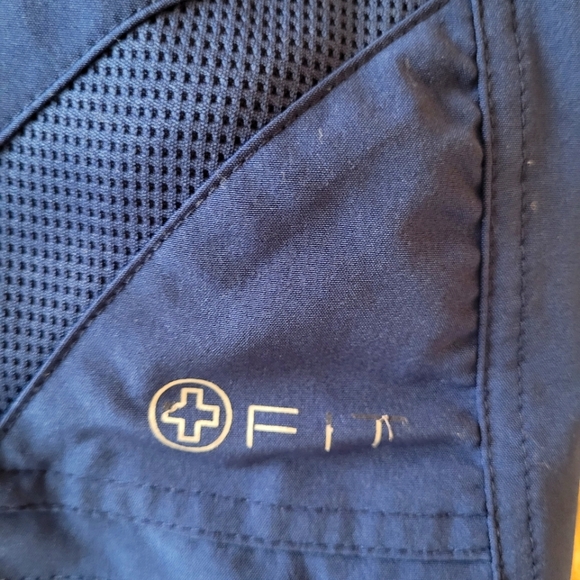 Nursing Uniform - Picture 2 of 7